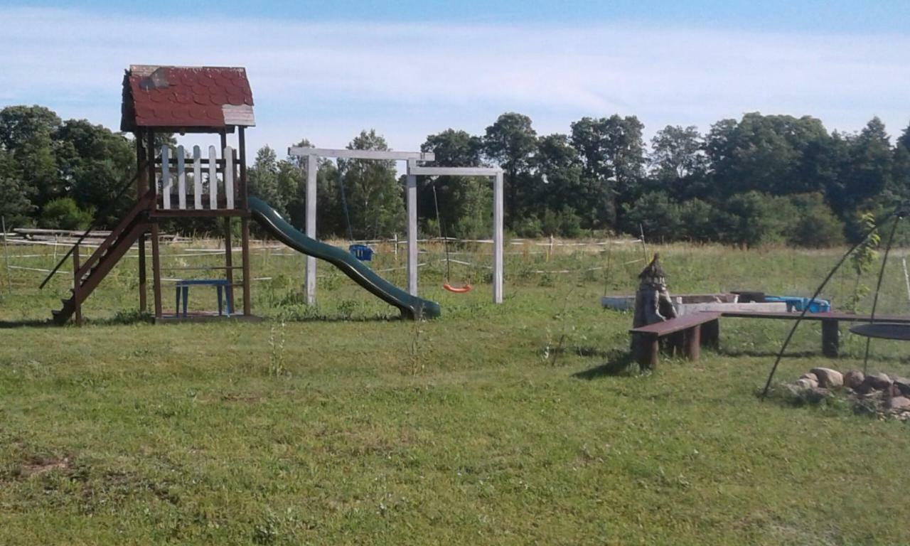 Dom Goscinny Sowia Stopka Miłomłyn Bagian luar foto
